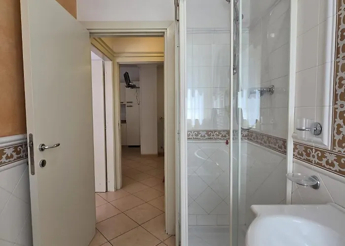 Bilocale Vistamare In Prima Fila Sul Lungomare Di